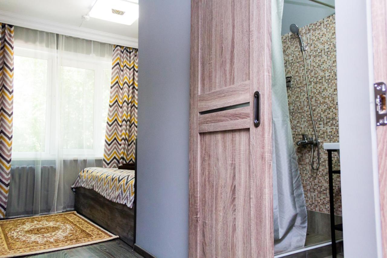 Hotel Tahar Алмати Екстер'єр фото
