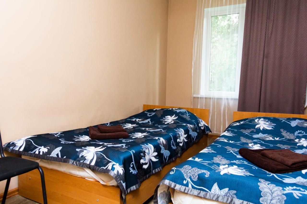 Hotel Tahar Алмати Екстер'єр фото