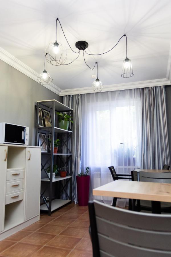 Hotel Tahar Алмати Екстер'єр фото