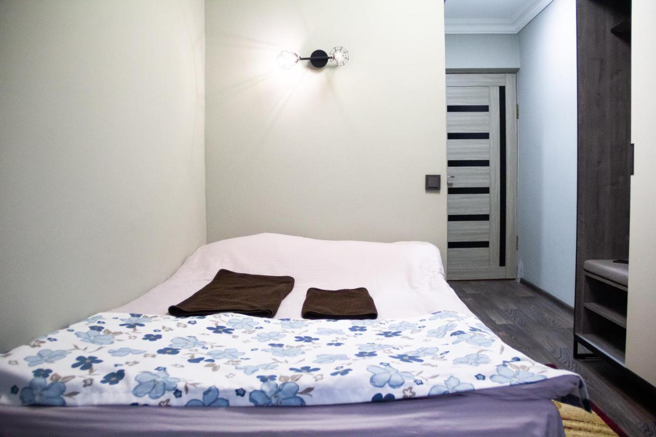 Hotel Tahar Алмати Екстер'єр фото